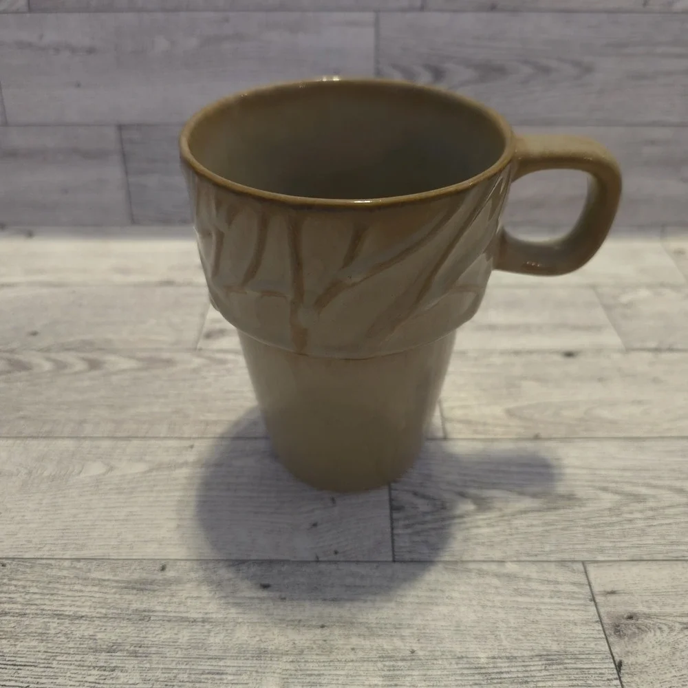 Rare MercAsia Ceramic Nesting Shabby‎ Coffee Mug 16 oz. Cup Stackable